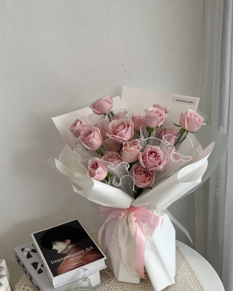 Faye (21 Pink Roses)