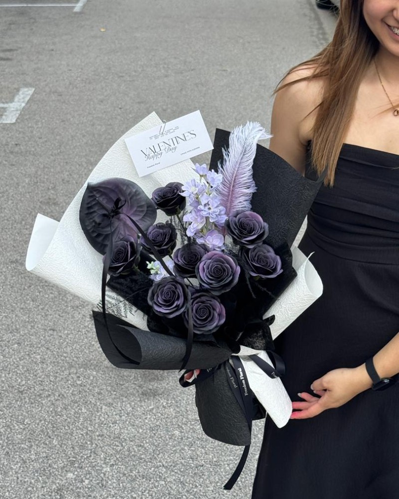 Midnight Noir 暗夜花语（2）