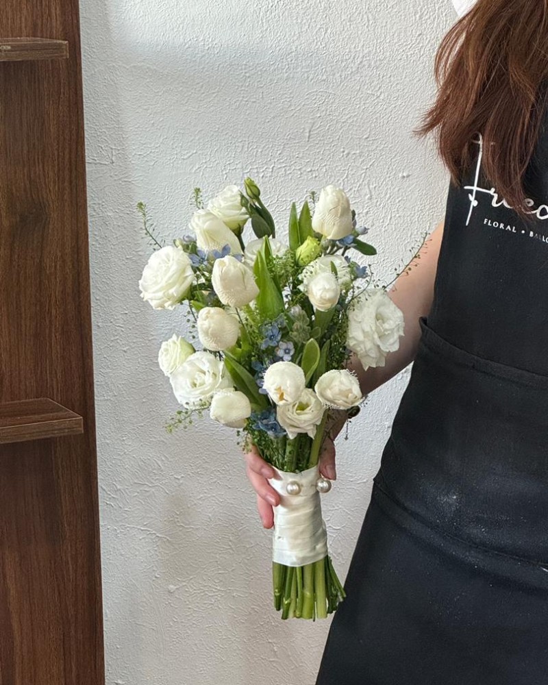 奶油桔语 Creamy Whisper  Bridal Bouquet (fresh flower)
